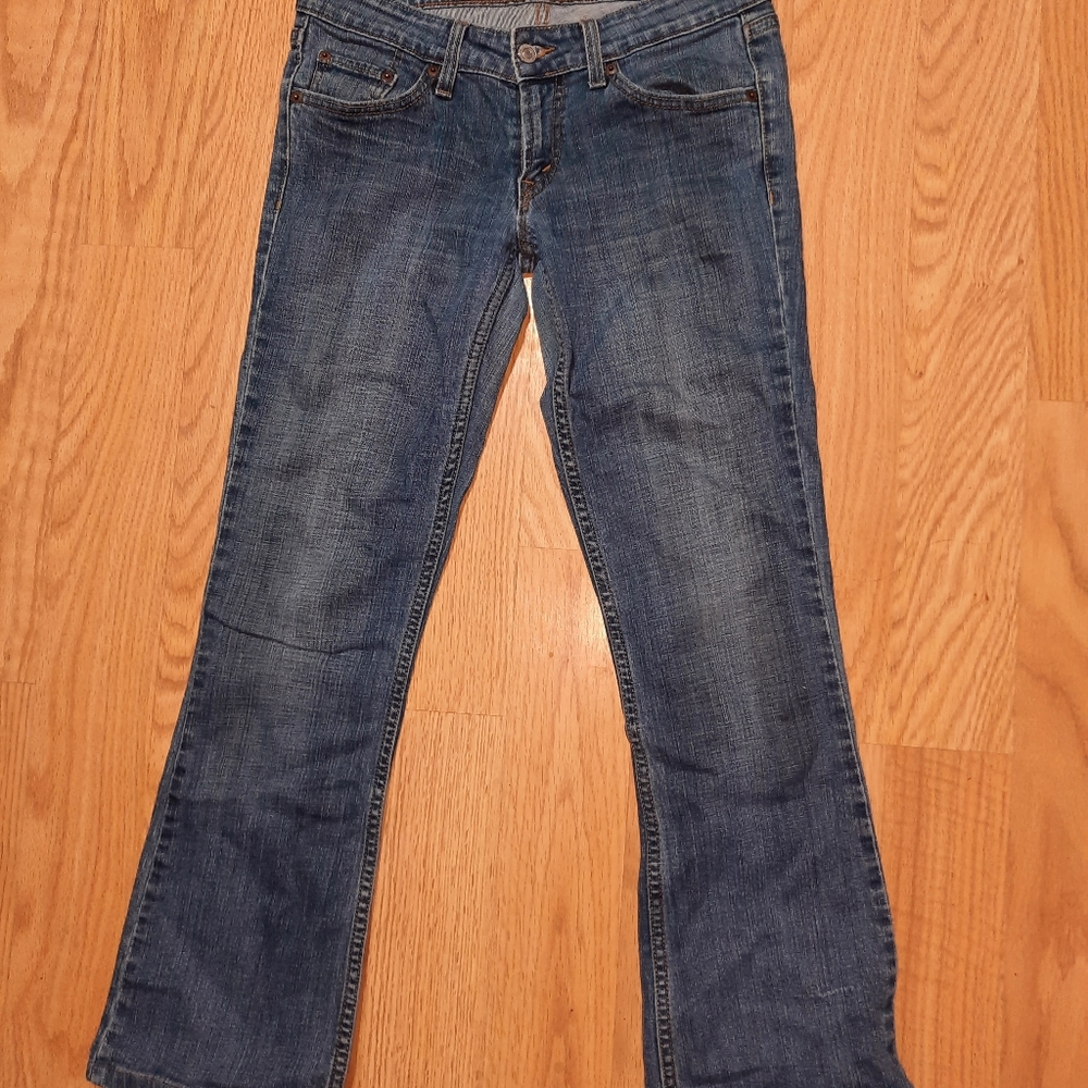 Levi's tosuperlow size 9med